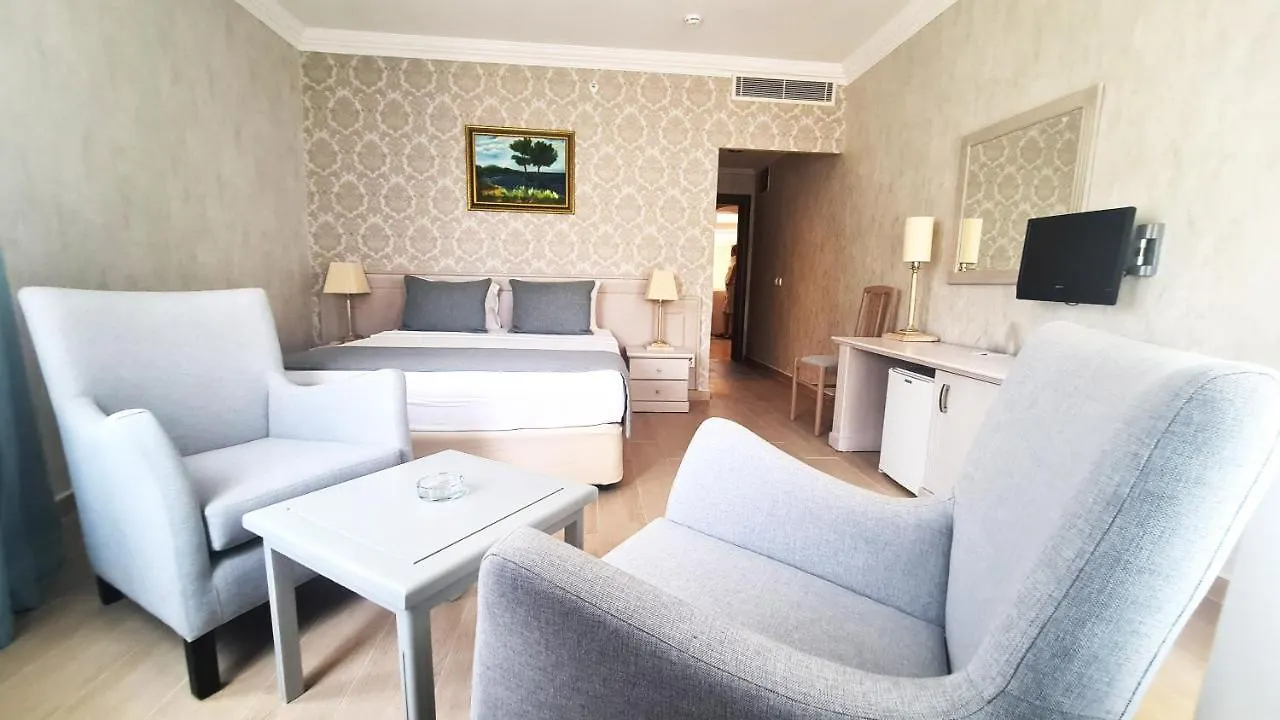 X Life Hotel Sarigerme 15 - Adult Hotel