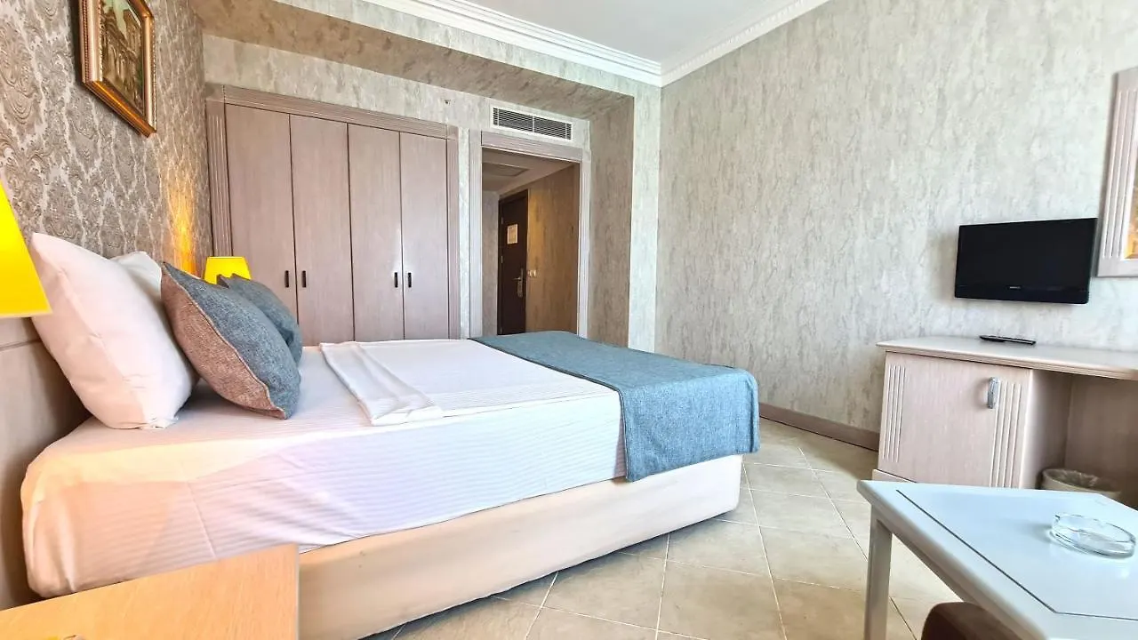 X Life Hotel Sarigerme 15 - Adult Hotel